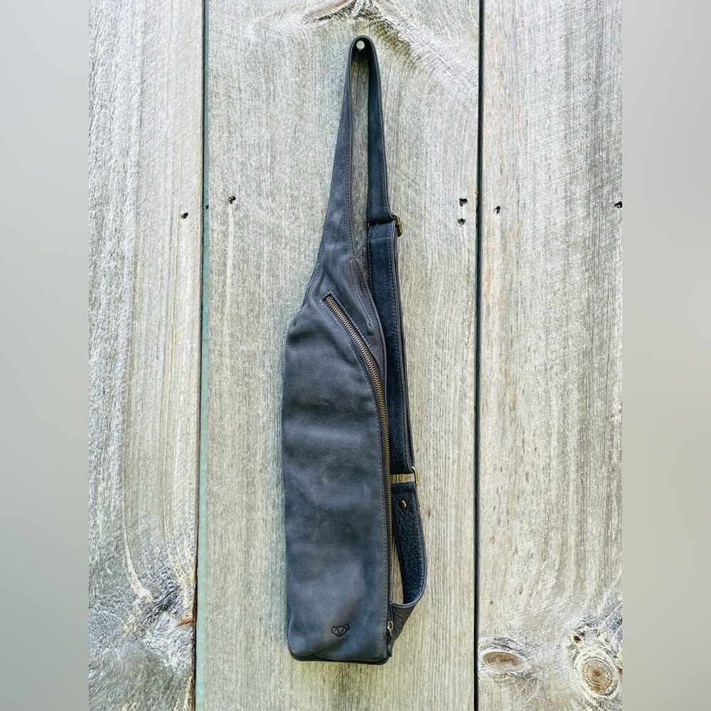 NEVER WORN. Italian Vortex Shadow Leather Bag. An urban bag re-imagined.